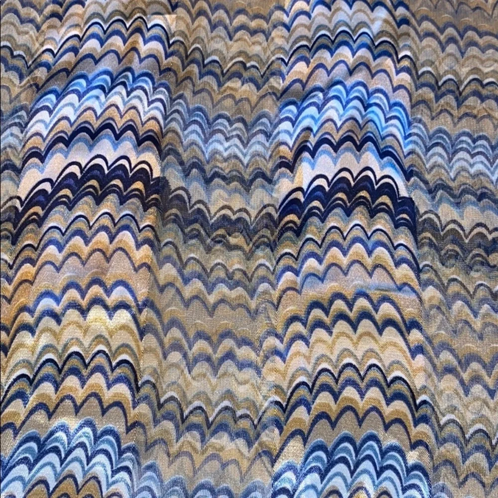 Multifunctional Scarf With Art Deco Wave Pattern In Gold, Tan, Blue